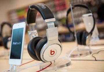 Европейские регуляторы одобрили сделку Apple и Beats