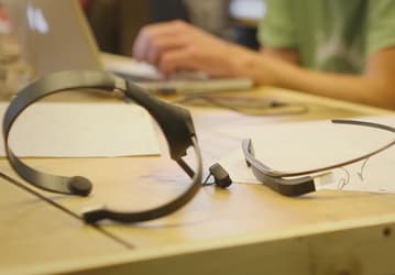 MindRDR позволяет управлять очками Google Glass... силой мысли