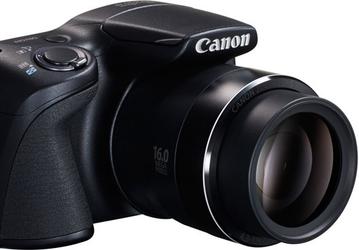Компактной камере Canon PowerShot SX400 IS достался датчик изображения типа CCD и объектив с 30-кратным зумом