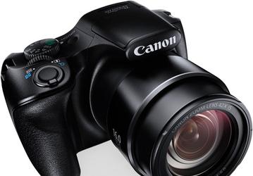 Компактная камера Canon PowerShot SX520 HS оснащена объективом с 42-кратным зумом