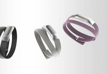 Фитнес-браслет Xiaomi Mi Band предлагает 30 дней автономной работы и стоит всего $13