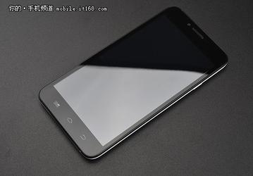 Меньше, чем за $100, смартфон CoolPad Note предлагает экран диагональю 5,5 дюйма и четырехъядерный CPU