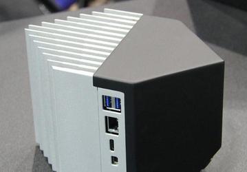 Streacom NC3 — необычный корпус гексагональной формы для мини-компьютера Intel NUC