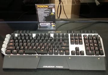 Продажи механических клавиатур Cougar 700K и настраиваемых мышей Cougar 700M должны начаться этим летом