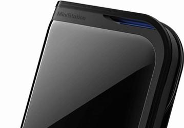 Внешний накопитель Buffalo HD-PZ2.0U3-BC оснащен интерфейсом USB 3.0, а HD-PA2.0TU3 — еще и интерфейсом Thunderbolt