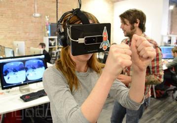 Samsung и Oculus разрабатывают шлем виртуальной реальности с экраном OLED