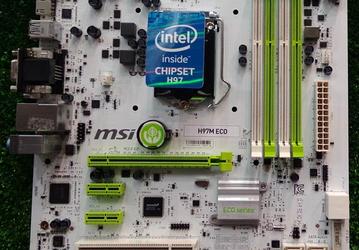 Системная плата MSI H97M ECO окрашена в белый цвет