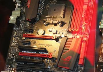 Asus ROG Crossblade Ranger — первая игровая материнская плата компании с процессорным гнездом FM2+