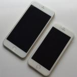 Смартфоны Apple iPhone 6 с экранами размером 4,7 и 5,5 дюйма сфотографированы вместе