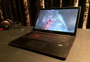 Игровой ноутбук Asus GX500 является близнецом модели NX500, но с более производительной видеокартой