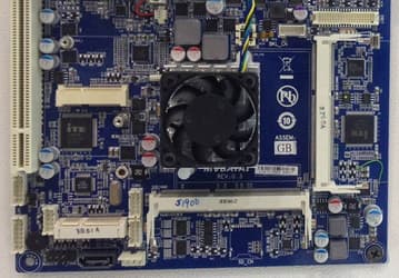 Системная плата Gigabyte MVBAYAI для встраиваемых систем оснащена процессором Intel Celeron J1900