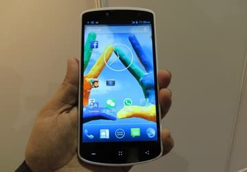 Компания Karbonn планирует выпустить смартфон, работающий с двумя ОС: Android и Windows Phone