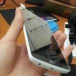На «шпионских фото» видно, что экран смартфона LG G3 будет обрамлен очень узкими рамками