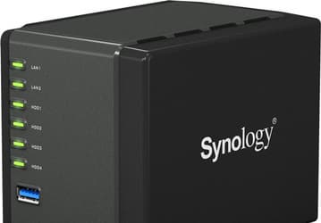NAS-сервер Synology DiskStation DS414slim рассчитан на четыре накопителя типоразмера 2,5 дюйма
