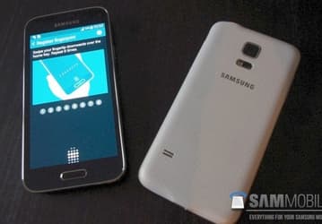 Фото дня: смартфон Samsung Galaxy S5 mini позирует на «живых» фото