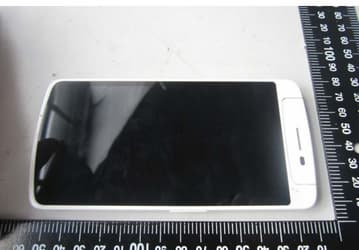 Появились «живые» фото смартфона Oppo N1 mini