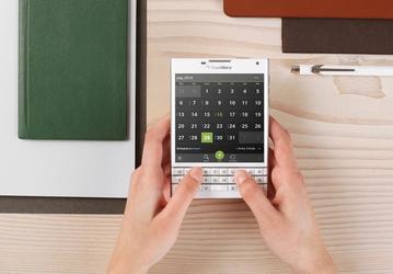 Смартфон BlackBerry Passport красного цвета будет доступен ограниченным тиражом