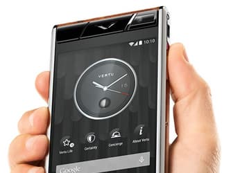 Vertu Aster, «типично английский смартфон», представлен официально
