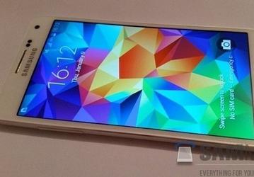 Смартфон Samsung Galaxy A7 может получить более качественный экран, чем предполагалось