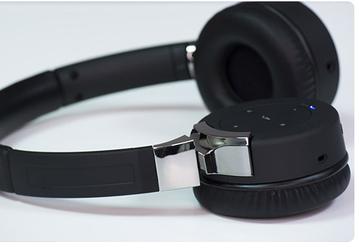Разработчик называет XTZ Headphone Divine первыми беспроводными наушниками с DSP
