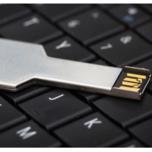 Аппаратный ключ Google Security Key обеспечивает новый уровень защиты доступа к аккаунтам Google
