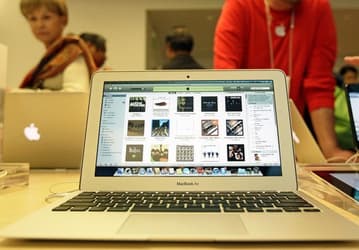 Quanta Computer уже приступила к производству мобильных ПК Apple MacBook Air с 12-дюймовыми экранами