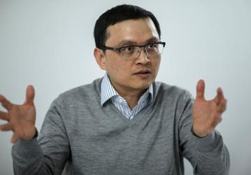 HTC заявила, что не собирается продавать свои активы либо занимать деньги