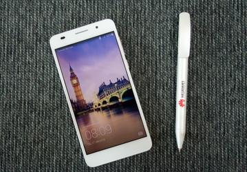 Смартфон Huawei Honor 6 появится в продаже в Европе завтра по цене 270 евро