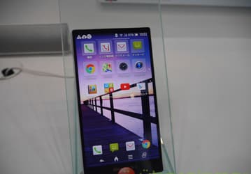 Смартфон Sharp Aquos Zeta SH-01G получил дисплей IGZO диагональю 5,5 дюйма
