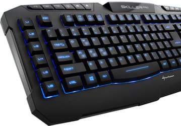 Игровая клавиатура Sharkoon Skiller Pro имеет 18 дополнительных клавиш