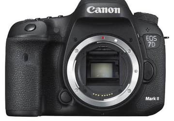 Новые изображения дают более полное представление о зеркальной камере Canon EOS 7D Mark II