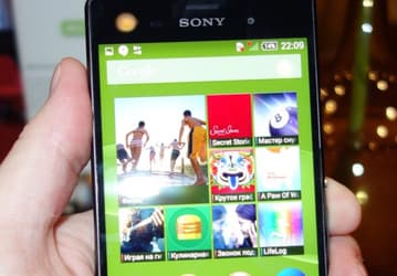 Фото смартфона Sony Xperia Z3 Compact с выставки IFA 2014