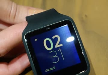 Представлены «умные» часы Sony SmartWatch 3 с ОС Android Wear и трансрефлективным дисплеем