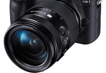Беззеркальная камера Samsung NX1 без объектива стоит $1500