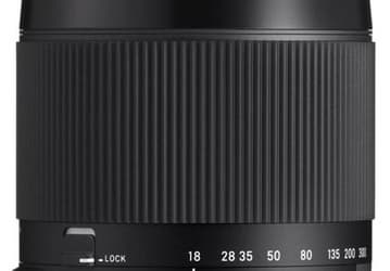 Объектив Sigma 18-300mm f/3.5-6.3 DC OS HSM Macro стоит $579 и появится в продаже в октябре
