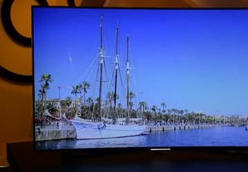 Компания Grundig показала прототип телевизора 4К с 55-дюймовым экраном OLED 