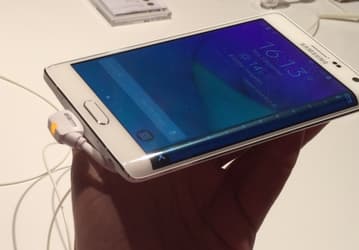 Смартфон Samsung Galaxy Note Edge с изогнутым дисплеем. Обновлено (фото с IFA 2014)