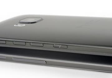iFixit выставили новому флагману HTC всего два балла