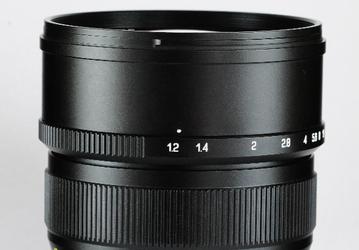 Анонсированы продажи полнокадрового объектива Mitakon Speedmaster 85mm f/1.2, названа цена