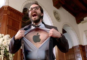 Устройство Apple Watch несовместимо с татуировками на запястьях