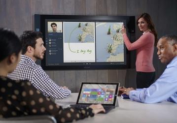 Моноблочный ПК Surface Hub с 84-дюймовым дисплеем задержится на полгода и выйдет в январе 2016