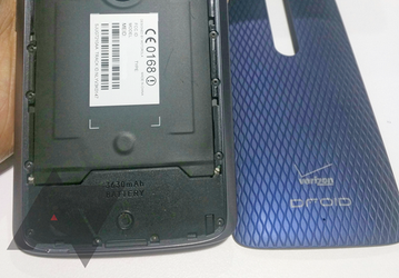 Смартфон Motorola Droid Maxx 2 может оказаться переименованной версией модели Moto X Play
