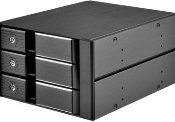 Корзины SilverStone FS3xx рассчитаны на накопители типоразмера 3,5 дюйма