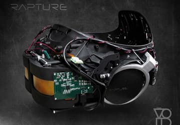 В гарнитуре виртуальной реальности The Void Rapture установлено два изогнутых дисплея OLED разрешением 2K