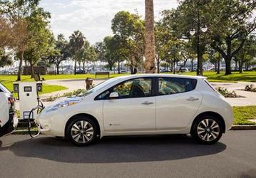 BMW и Nissan объединили усилия с целью постройки большого количества зарядных станций для электромобилей