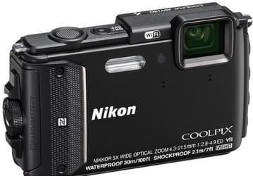 Камера Nikon Coolpix AW130 оснащена GPS и выдерживает погружения на глубину до 30 м