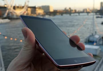 LG G Flex 2 претендует на звание самого быстрого смартфона в мире, превосходя Samsung Note 4 и Apple iPhone 6