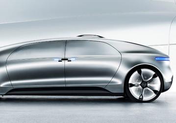 В концептуальном автомобиле Mercedes-Benz F 015 Luxury in Motion, показанном на CES, установлен экспериментальный модуль Leap Motion Meadowhawk