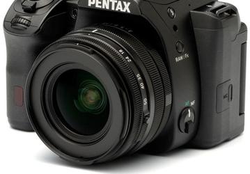 Анонсирован выпуск зеркальной камеры Pentax и трех объективов