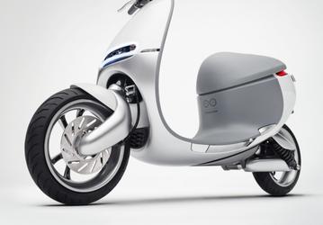 Умный электроскутер Gogoro Smartscooter проедет до 100 км без подзарядки
